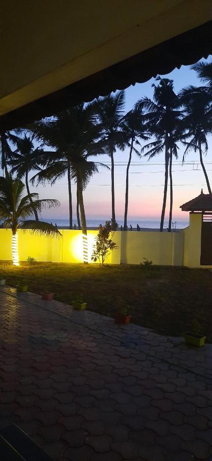 Poovar Sea View Rooms And Boating Family & Couple Only מראה חיצוני תמונה